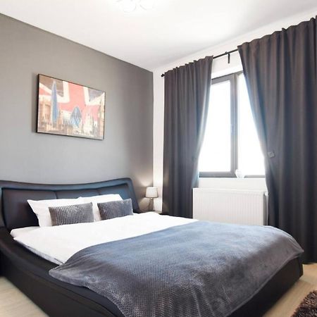 Luxor Apartment Otopeni Extérieur photo